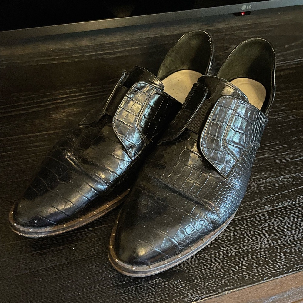 Freda Salvador Embossed Croc D'Orsay Oxford